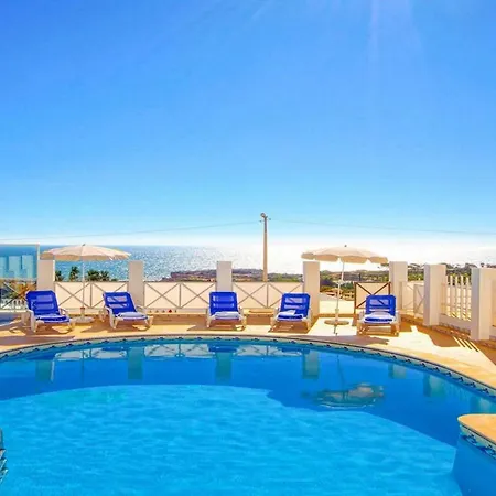 בית נופש Albuar Mit Eigenem Pool By Interhome *