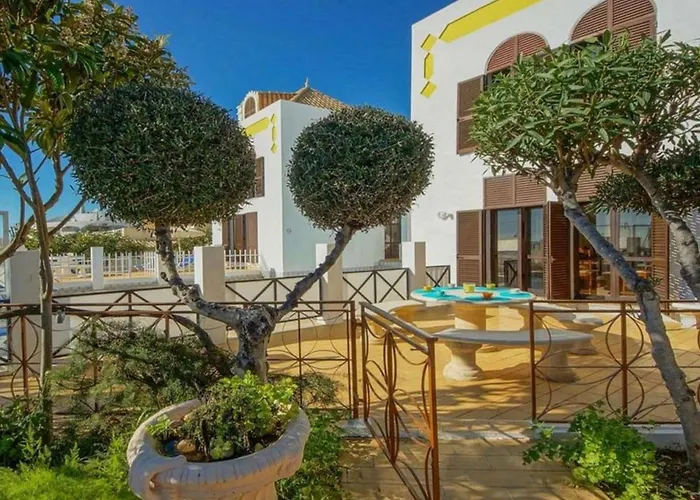 Albuar Mit Eigenem Pool By Interhome Casa vacanze