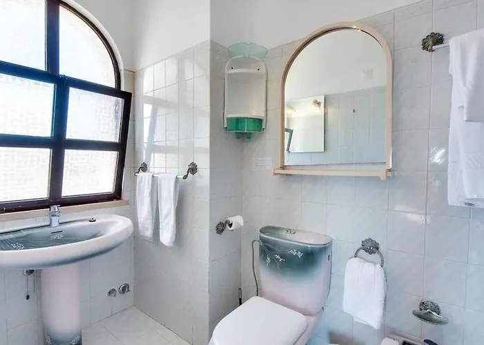 Albuar Mit Eigenem Pool By Interhome * Albufeira